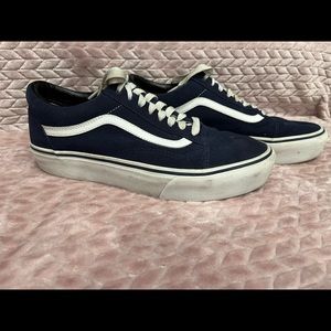 Gently used unisex old school vans